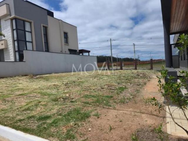 Terreno a venda Condomínio Aruana 270m²