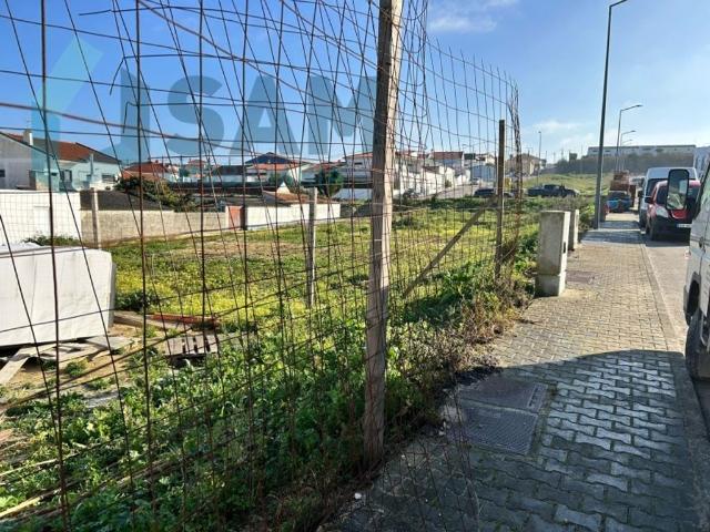 Terreno à venda Casais Mestre Mendo, Peniche, Leiria