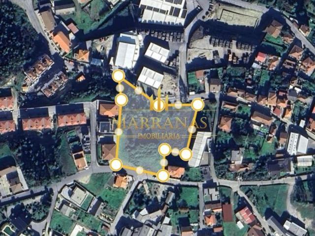 Terreno à venda Paços de Ferreira, Porto