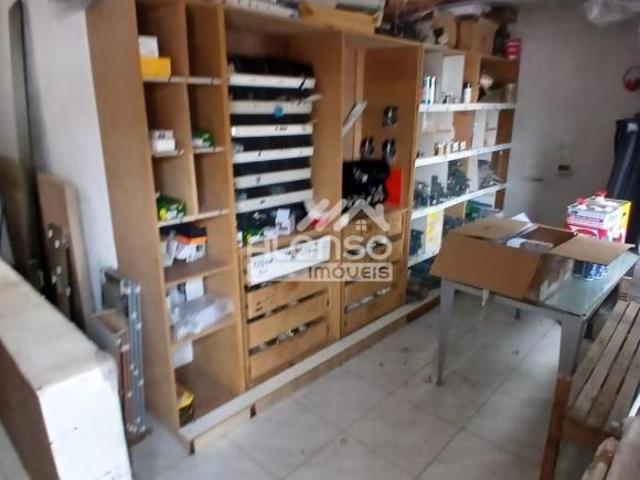 Terreno a Venda de 750m² plano, de esquina, com casa Jd. Claudia Butantã