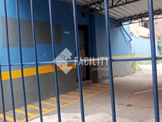 terreno á venda e para aluguel em Centro