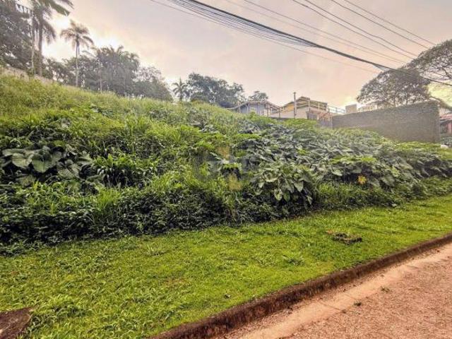 Terreno à venda em Cotia