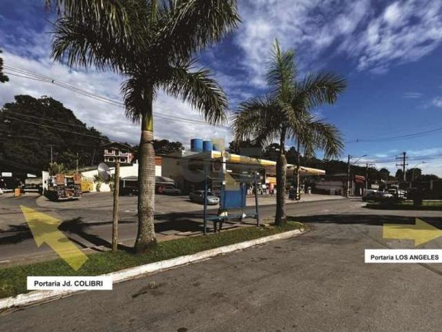 Terreno à venda em Cotia