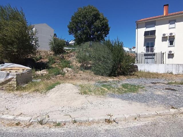 Terreno à venda em Covilhã