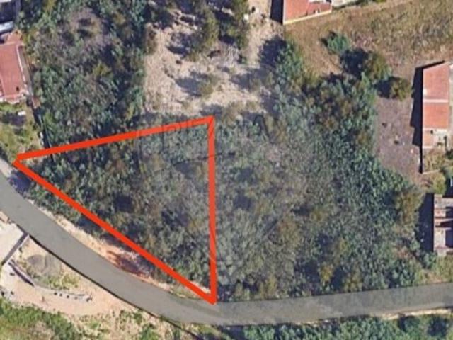 Terreno à venda em Coimbra