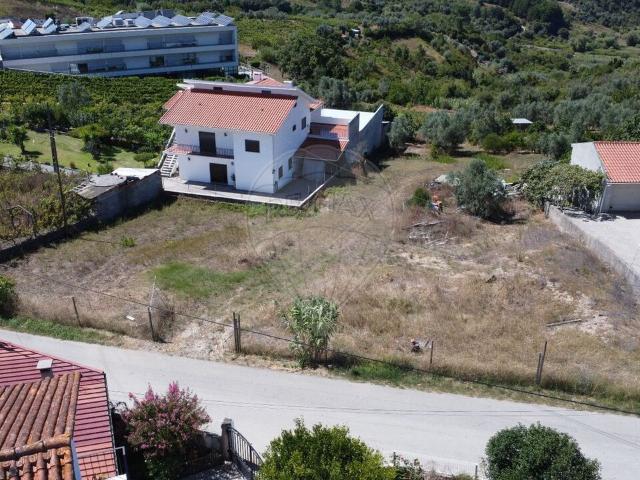 Terreno à venda em Coimbra