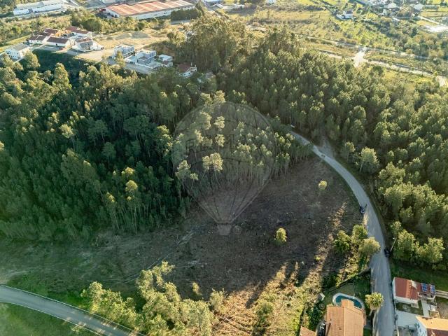 Terreno à venda em Coimbra