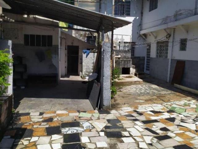 Terreno à venda em Colégio Batista