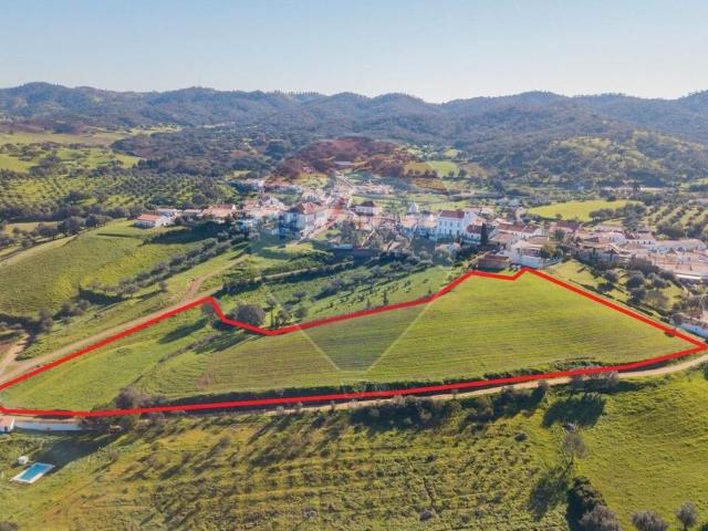 Terreno à venda em Colos