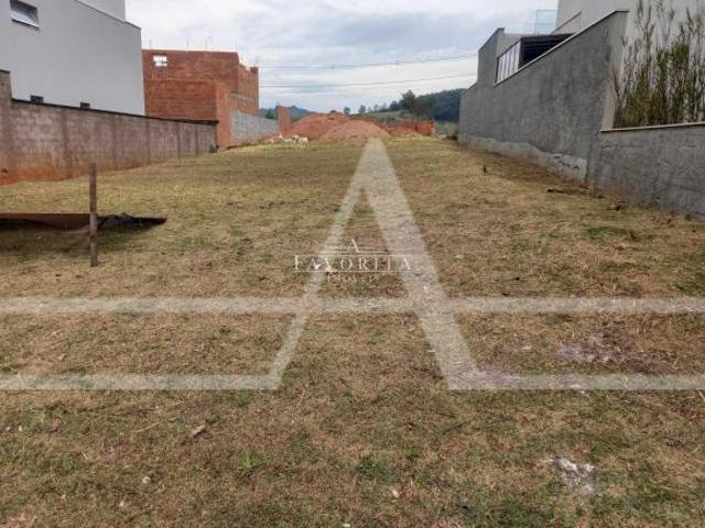 Terreno à venda em Condomínio Villa Real de Bragança