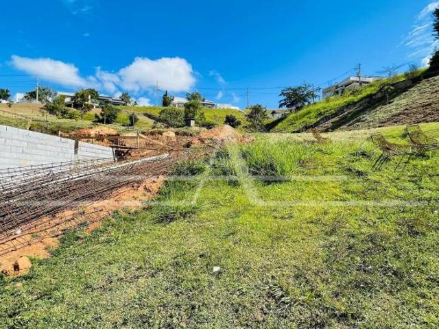 Terreno à venda em Condomínio Villa Real de Bragança
