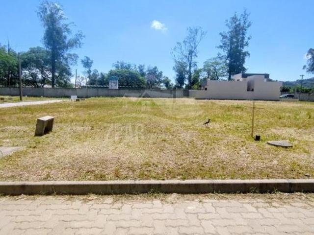 Terreno à venda em condomínio na Hípica, Porto Alegre RS 147m² de área! Confira já!