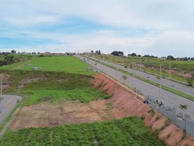 Terreno à venda no Condomínio Recanto da Baronesa com 750,14m2, Zona Sul de São José dos Campos