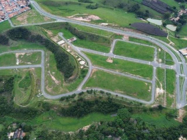 Terreno a venda 1876,43 m² no Condomínio Baronesa, Zona Sul de São José dos Campos