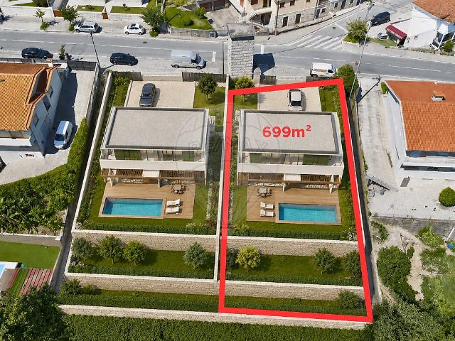 Terreno à venda em Conde e Gandarela, Guimarães RE/MAX Portugal