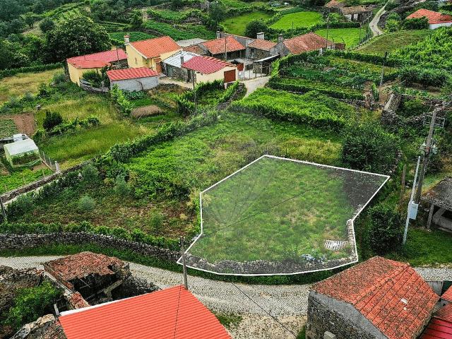 Terreno à venda em Constantim e Vale de Nogueiras, Vila Real RE/MAX Portugal