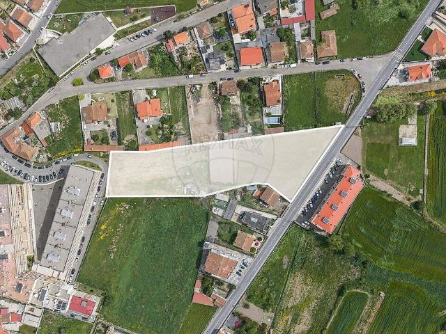 Terreno à venda em Coronado São Romão e São Mamede, Trofa RE/MAX Portugal