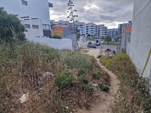 Terreno à venda em Corroios, Seixal RE/MAX Portugal
