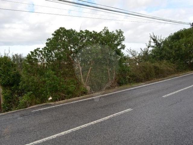 Terreno à venda em Cortegaça