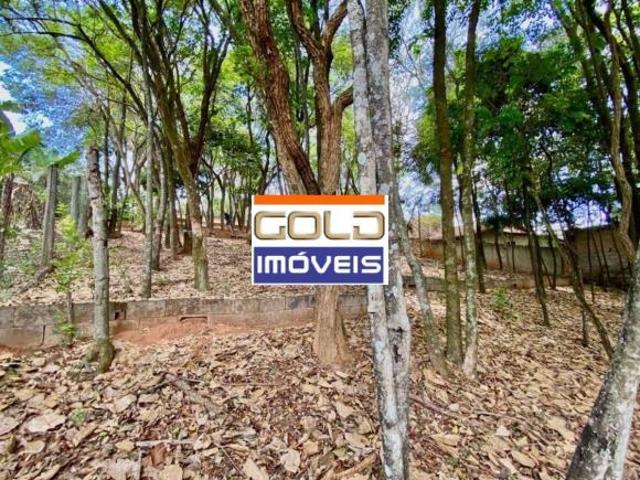 Terreno à venda em Cabral