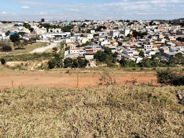 Terreno à venda em Cabral