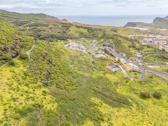 Terreno à venda em Caniçal, Machico RE/MAX Portugal