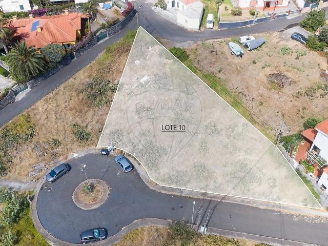 Terreno à venda em Caniço, Santa Cruz RE/MAX Portugal