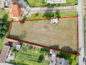 Terreno à venda em Cantanhede