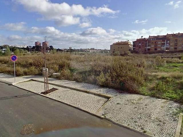 Terreno à venda em Carcavelos