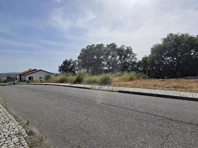 Terreno à venda em Caria, Belmonte RE/MAX Portugal