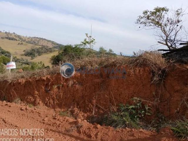 Terreno à venda em Carmo de Minas MG, bairro Palmela, com 250m² de área. Venha conferir!