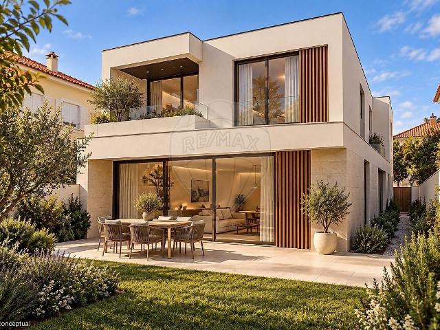 Terreno à venda em Carnaxide e Queijas, Oeiras RE/MAX Portugal