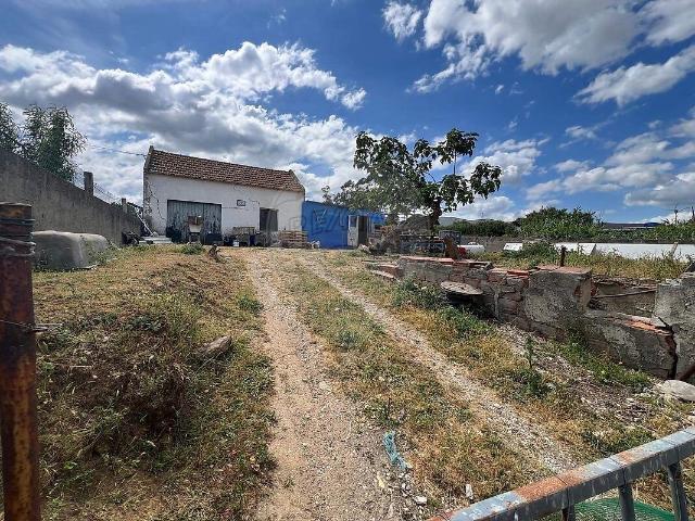 Terreno à venda em Carregado e Cadafais, Alenquer RE/MAX Portugal