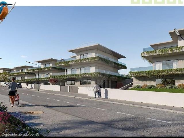 Terreno à venda em Carvoeira, Mafra RE/MAX Portugal