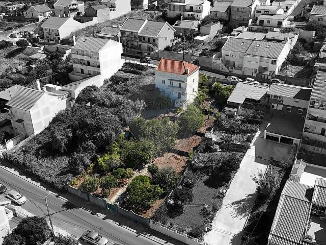 Terreno à venda em Casal de Cambra, Sintra RE/MAX Portugal