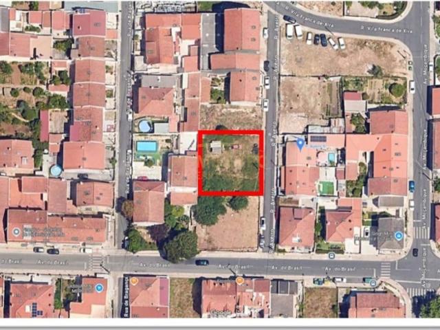 Terreno à venda em Casal de Cambra