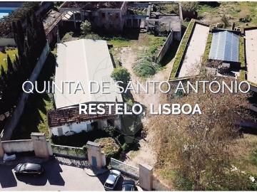 Terreno à venda em Caselas