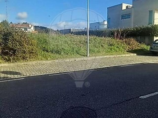 Terreno à venda em Castêlo da Maia, Maia RE/MAX Portugal