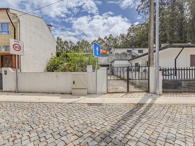 Terreno à venda em Castêlo da Maia, Maia RE/MAX Portugal