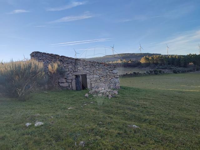 Terreno à venda em Celorico da Beira