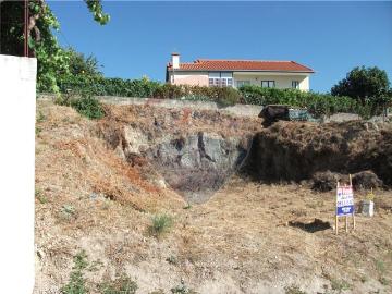 Terreno à venda em Celorico da Beira