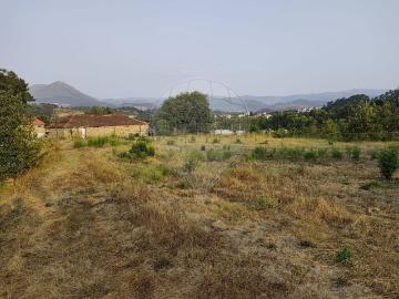 Terreno à venda em Celorico de Basto