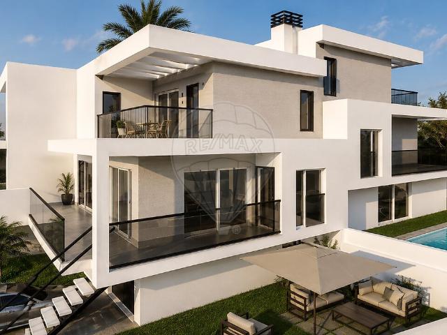 Terreno à venda em Charneca de Caparica e Sobreda, Almada RE/MAX Portugal