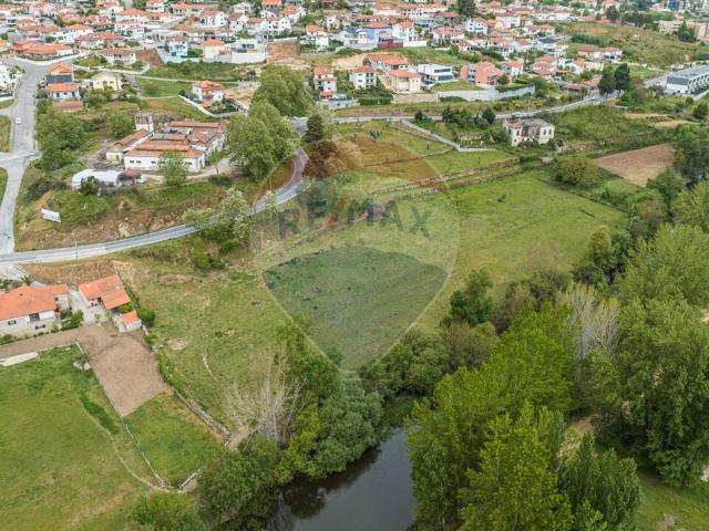 Terreno à venda em Chaves