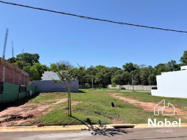 Terreno à venda em Cianorte PR, bairro Forest Hill Resid. & Spa Resort, com 360m² de área. Aproveite