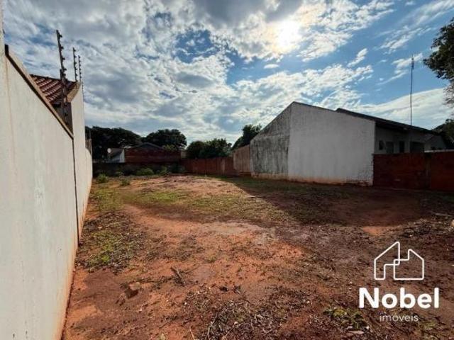 Terreno à venda em Cianorte PR, no Conjunto Beatriz Guimarães, com 308,00 m² de área. Adquira já o s