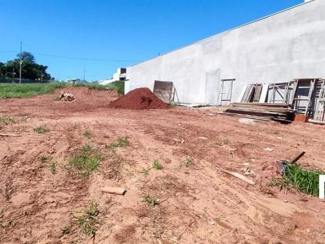 Terreno à venda em Cianorte PR, Residencial Cinturão Verde Cond. Fechado com 390m² de área