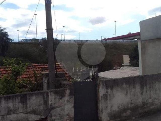 Terreno à venda em Cidade líder SP