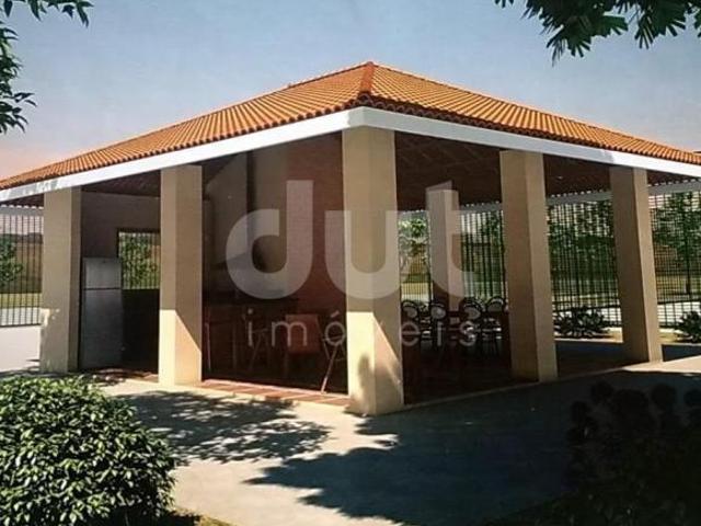 terreno à venda em Clube Fazenda Arcadas