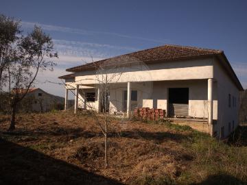 Terreno à venda em Cunhedo